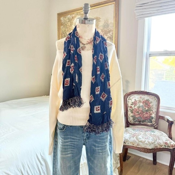 The Unbranded Brand Accessories - vintage blue scarf‎